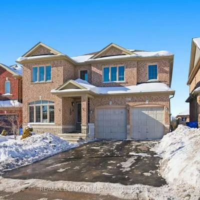 417, Kwapis, Woodland Hill, Newmarket