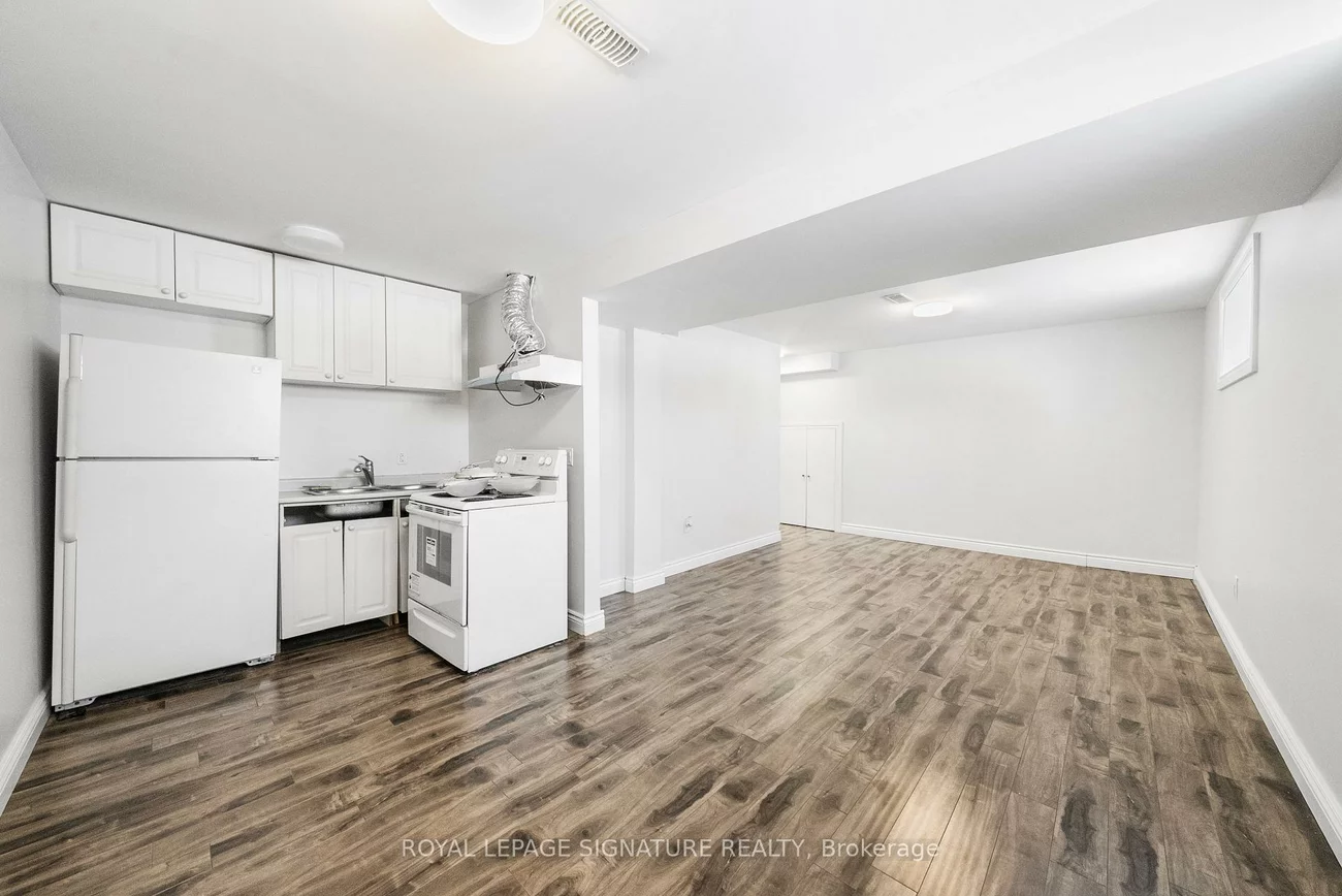 246, Hodgson, Central Newmarket, Newmarket