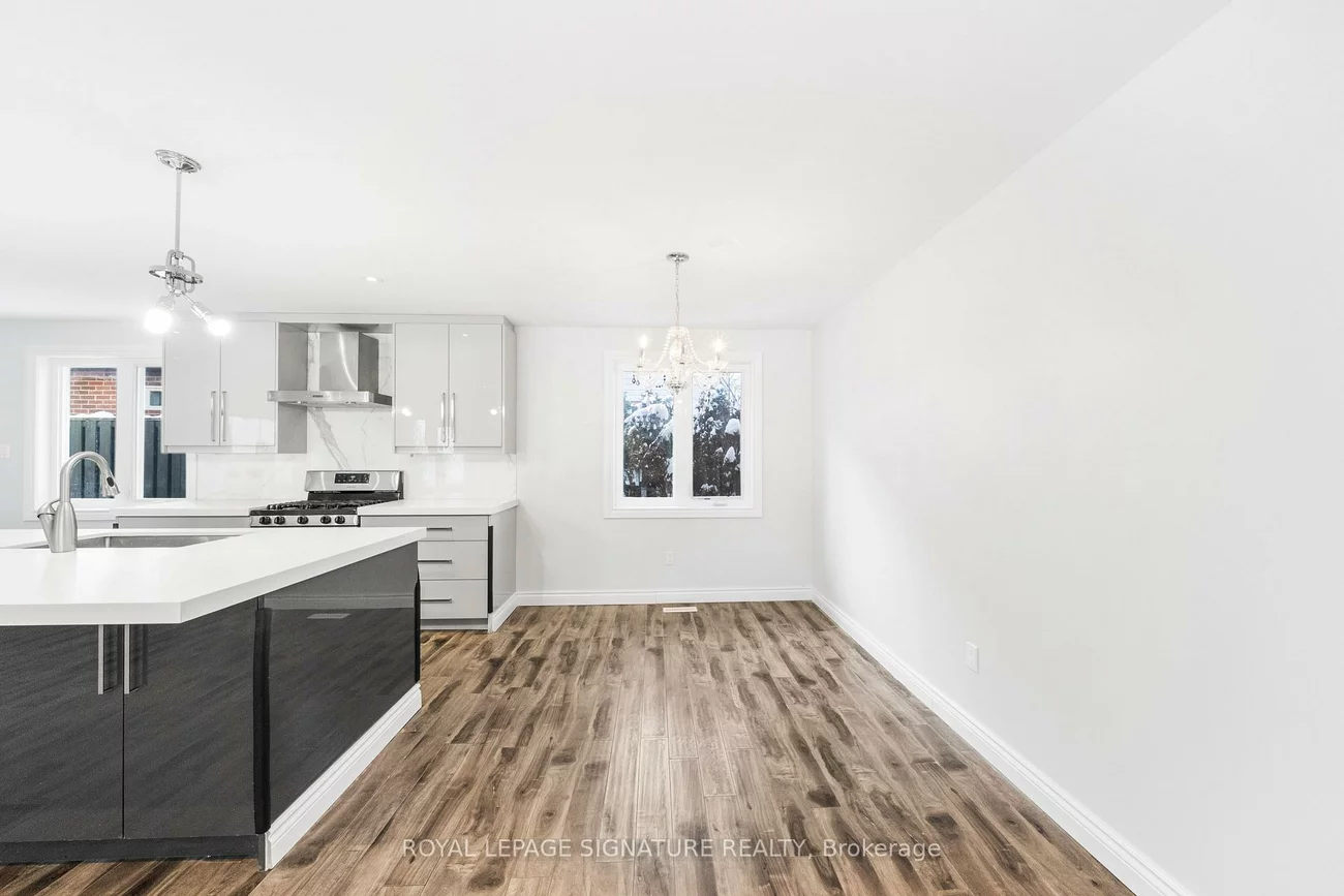 246, Hodgson, Central Newmarket, Newmarket