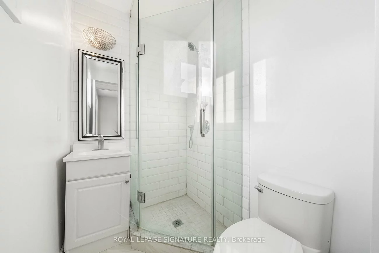 246, Hodgson, Central Newmarket, Newmarket