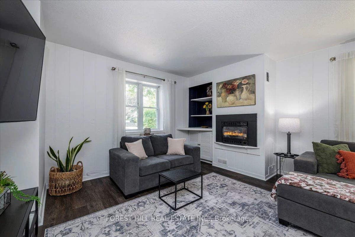 164, Avenue, Central Newmarket, Newmarket