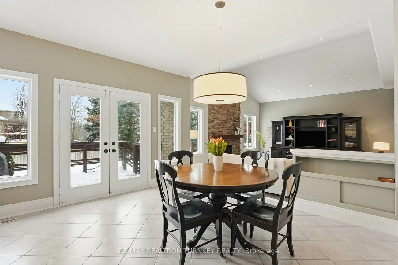 668, Foxcroft, Stonehaven-Wyndham, Newmarket