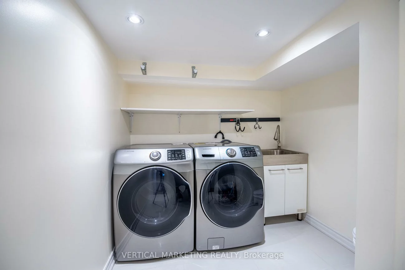 37, Mynden, Woodland Hill, Newmarket