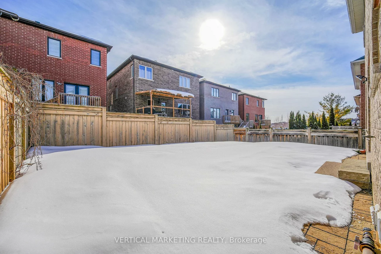 37, Mynden, Woodland Hill, Newmarket