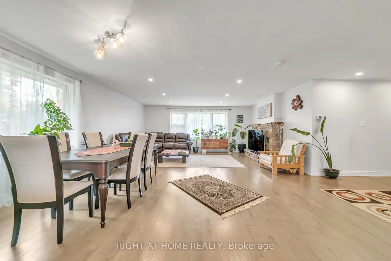 22, Hamilton, Huron Heights-Leslie Valley, Newmarket