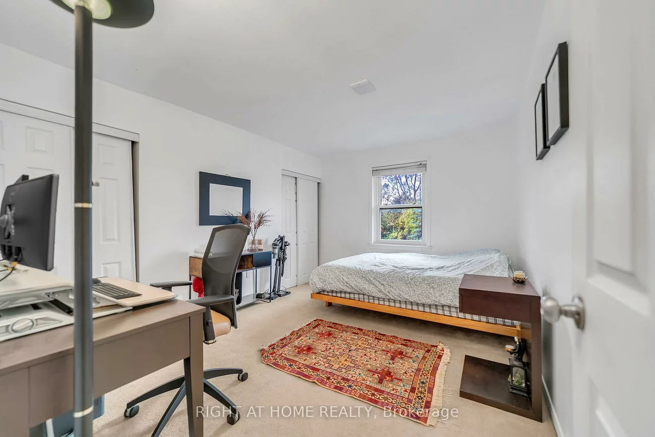 22, Hamilton, Huron Heights-Leslie Valley, Newmarket