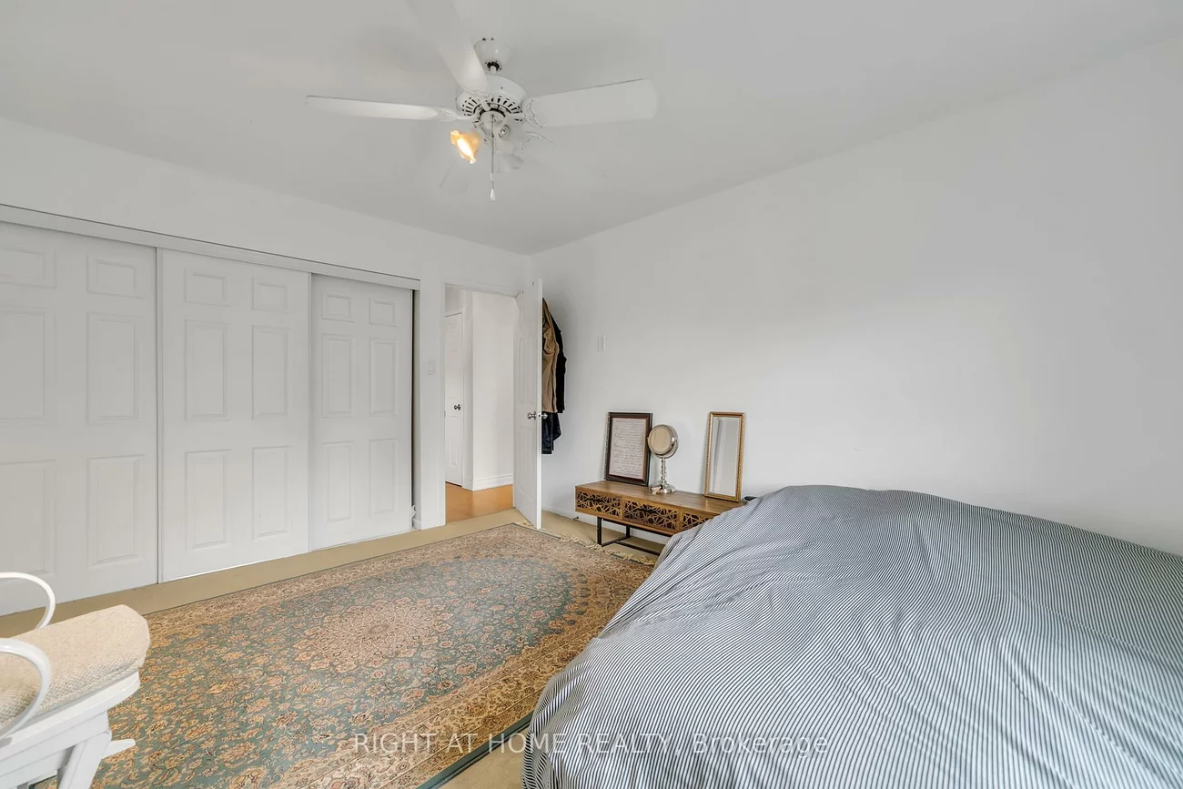 22, Hamilton, Huron Heights-Leslie Valley, Newmarket