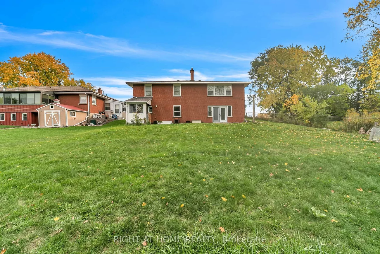 22, Hamilton, Huron Heights-Leslie Valley, Newmarket