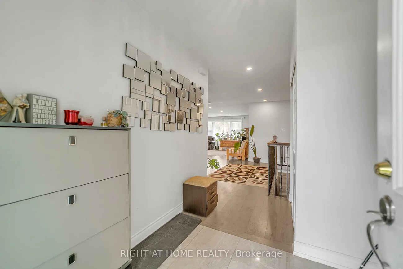 22, Hamilton, Huron Heights-Leslie Valley, Newmarket