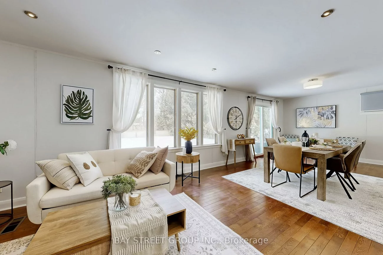 1011, Janette, Huron Heights-Leslie Valley, Newmarket