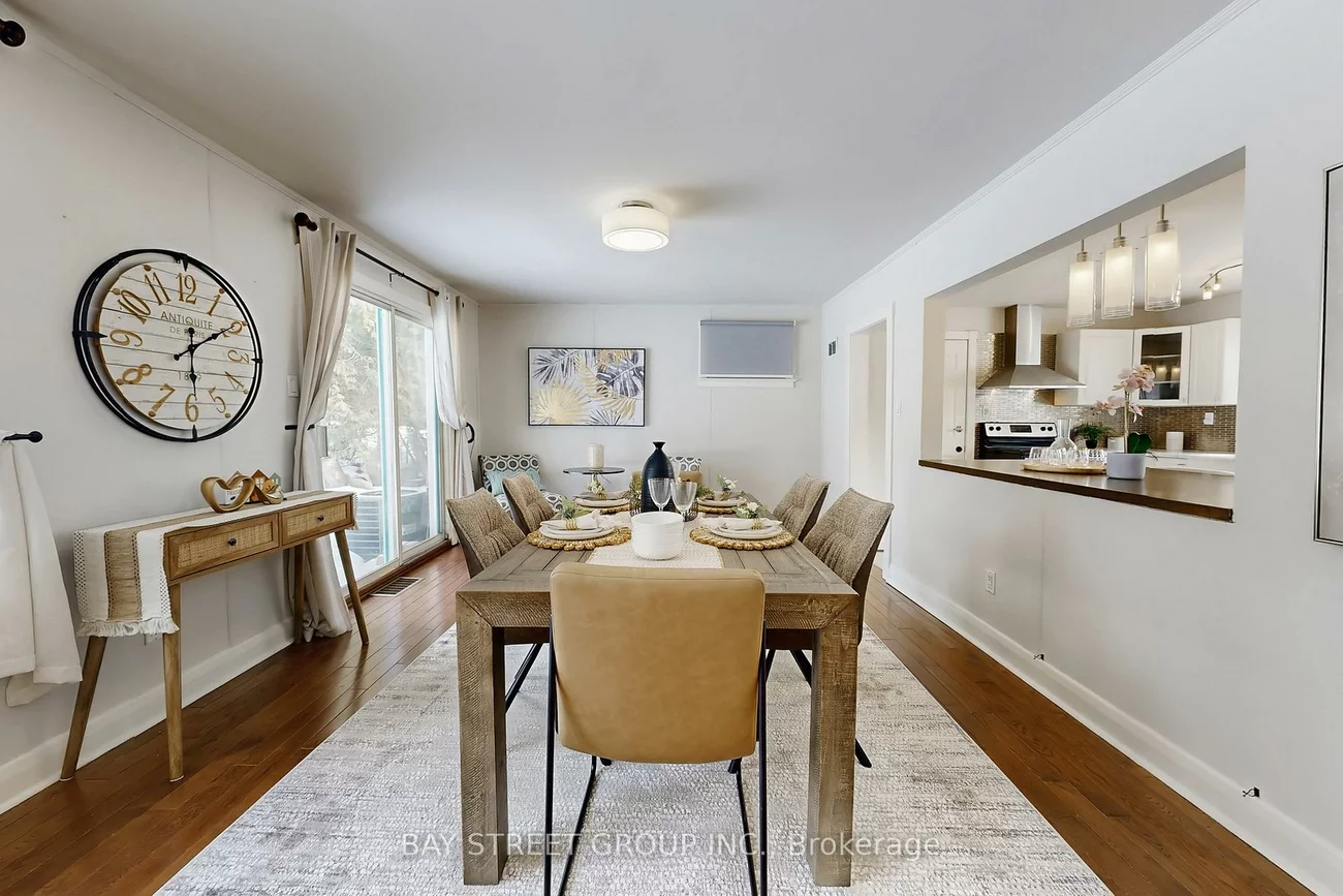 1011, Janette, Huron Heights-Leslie Valley, Newmarket