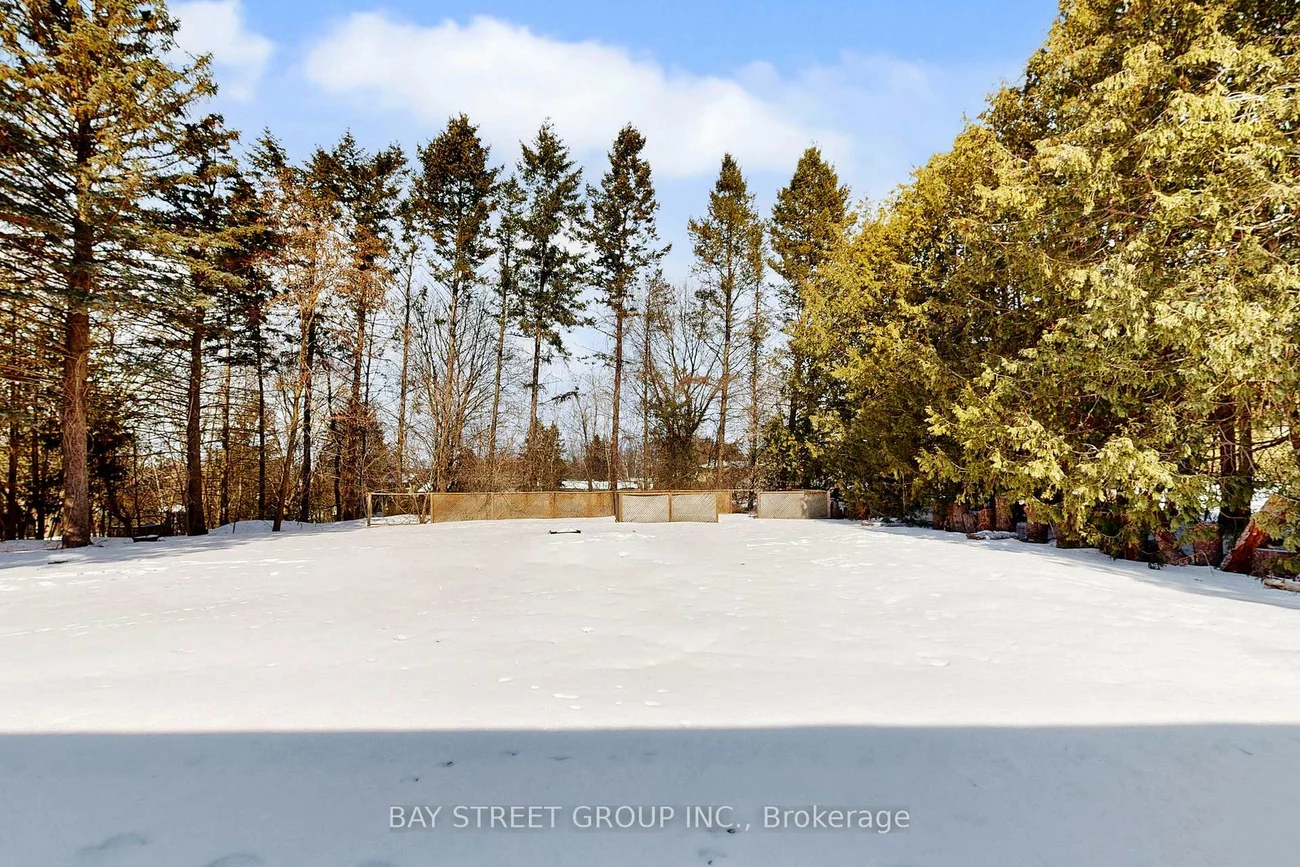 1011, Janette, Huron Heights-Leslie Valley, Newmarket