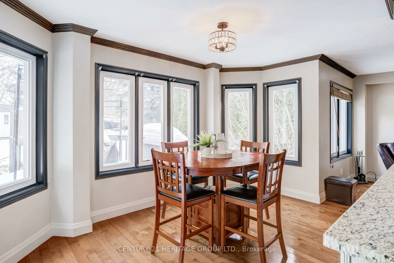 347, Alex Doner, Glenway Estates, Newmarket