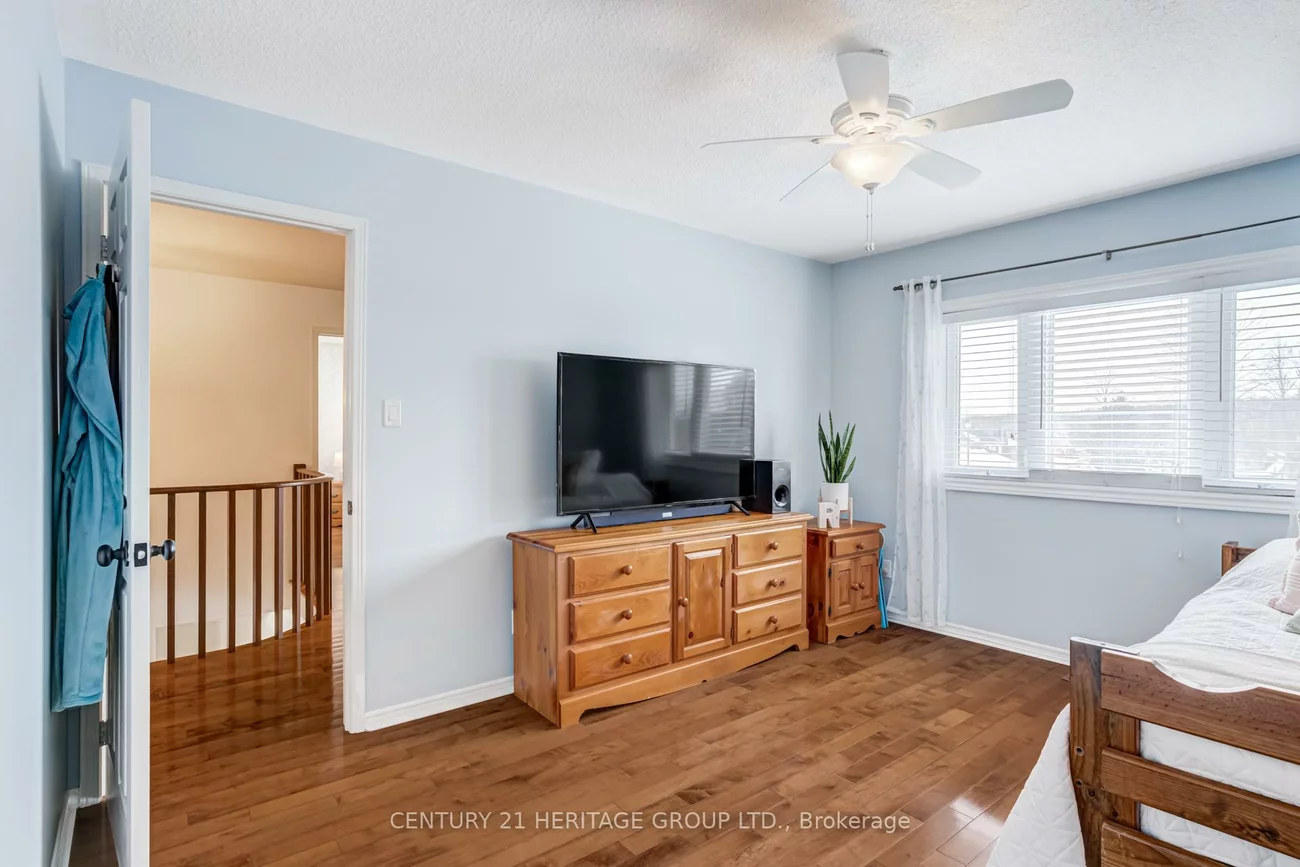 347, Alex Doner, Glenway Estates, Newmarket