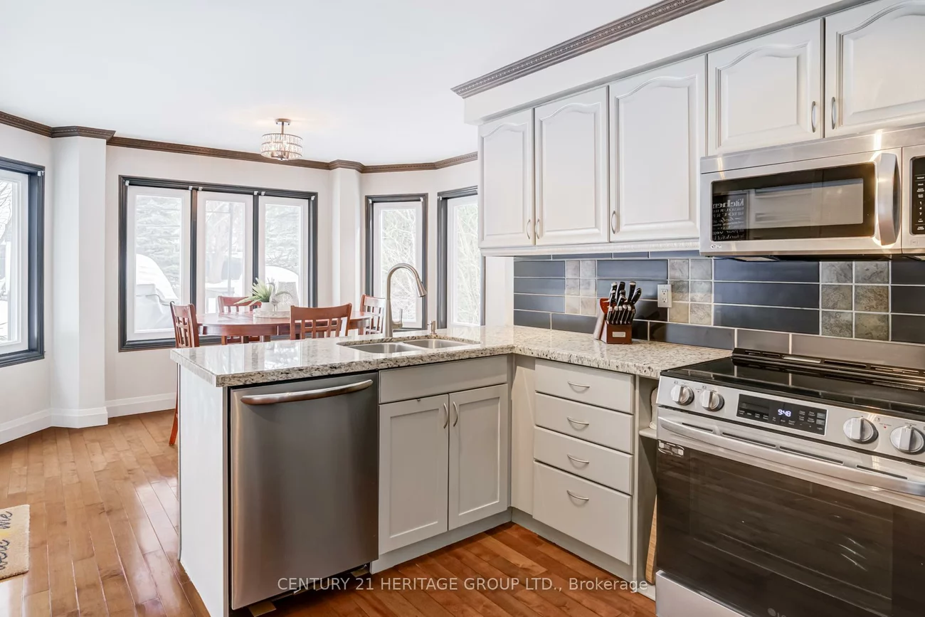 347, Alex Doner, Glenway Estates, Newmarket