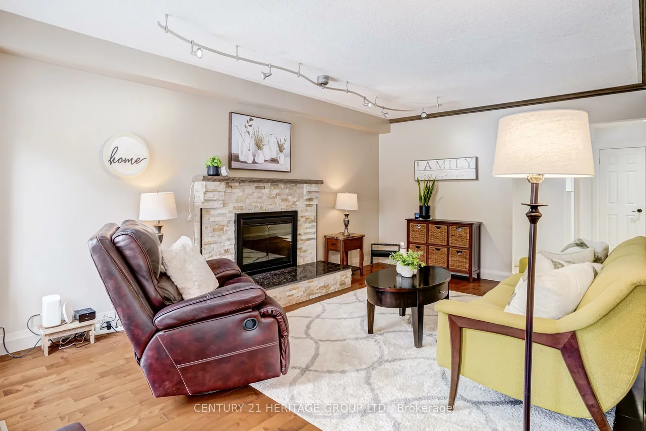 347, Alex Doner, Glenway Estates, Newmarket