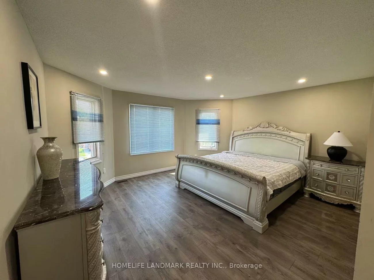 492, Traviss, Huron Heights-Leslie Valley, Newmarket