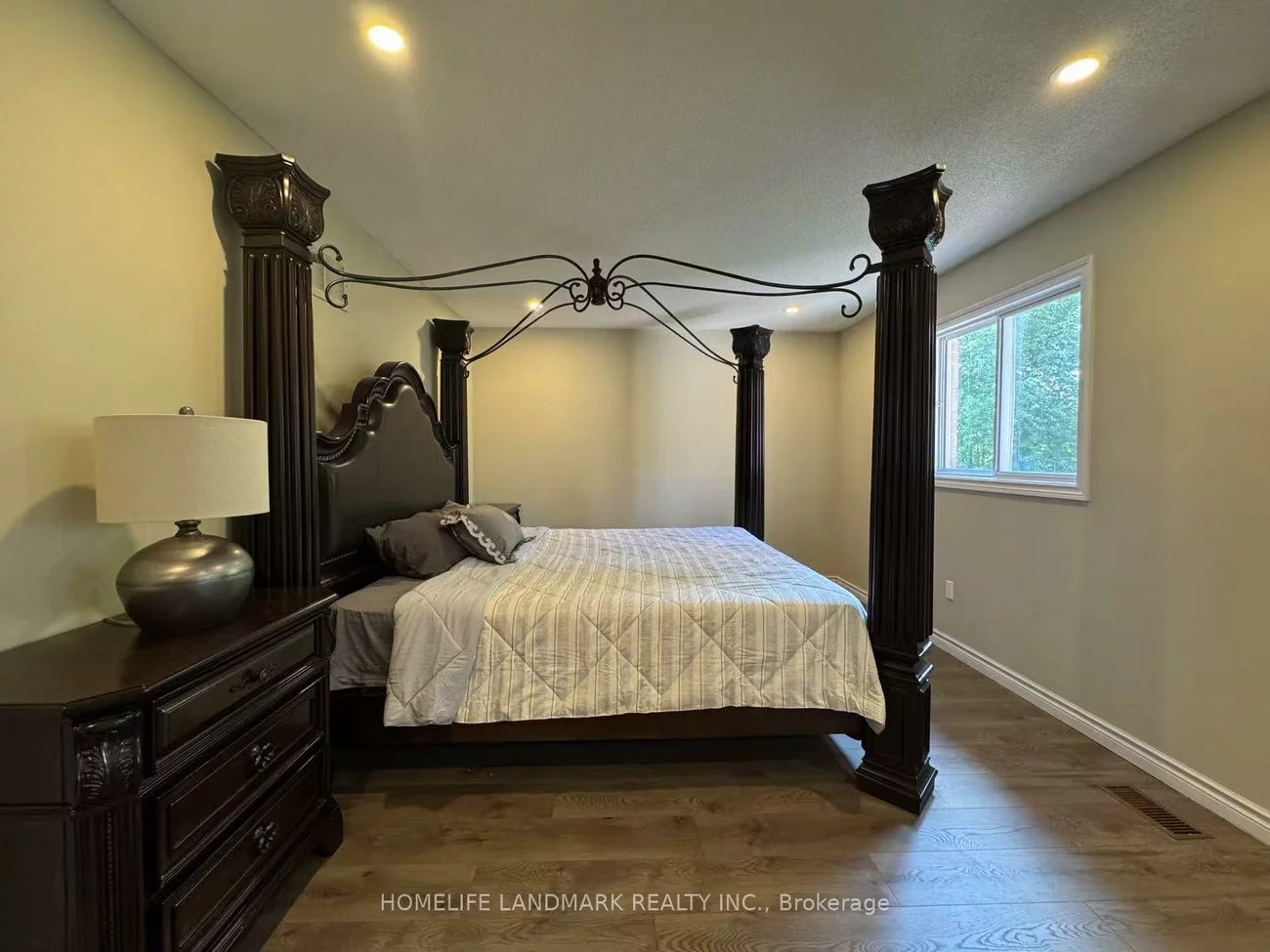 492, Traviss, Huron Heights-Leslie Valley, Newmarket