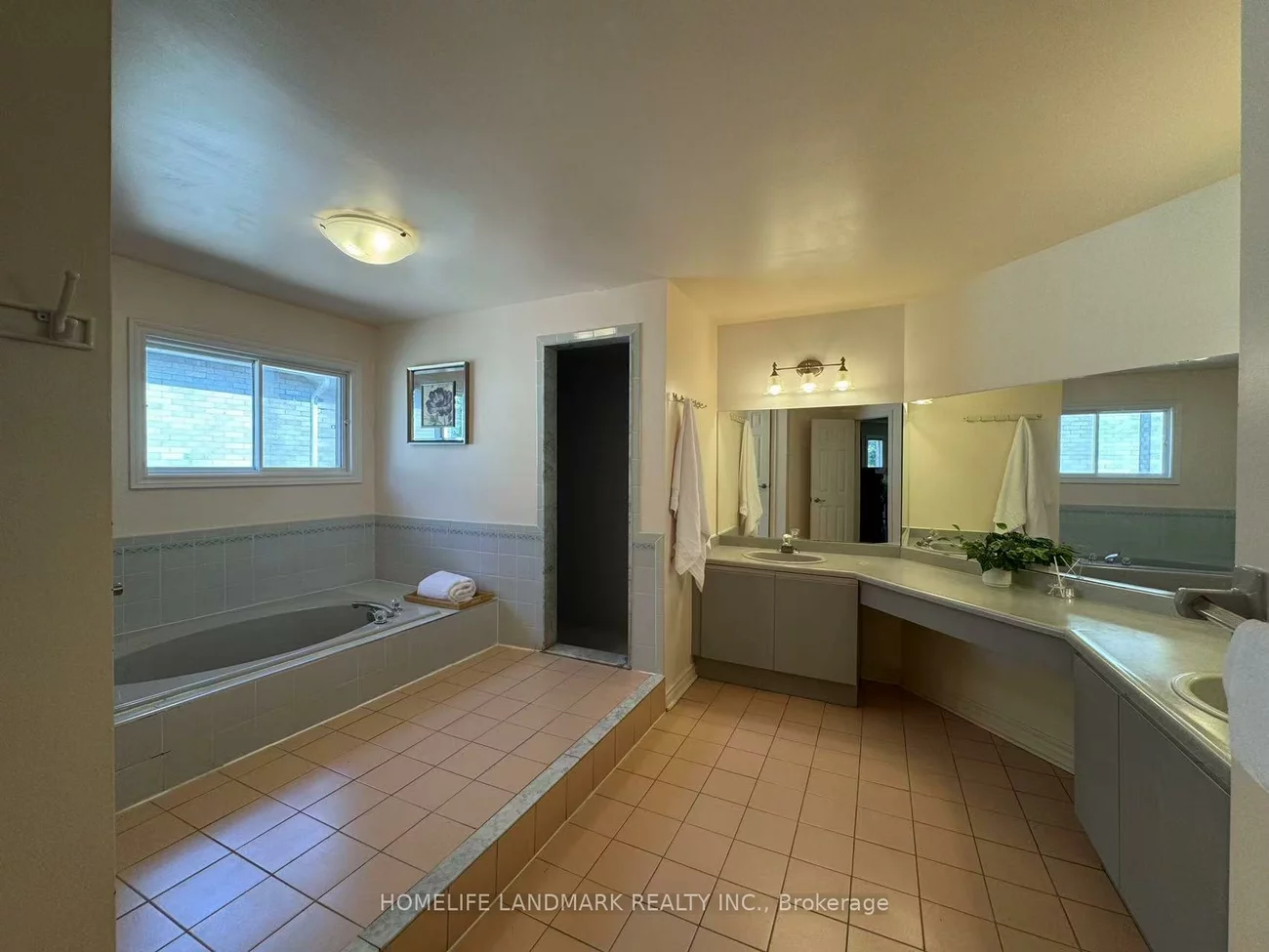 492, Traviss, Huron Heights-Leslie Valley, Newmarket