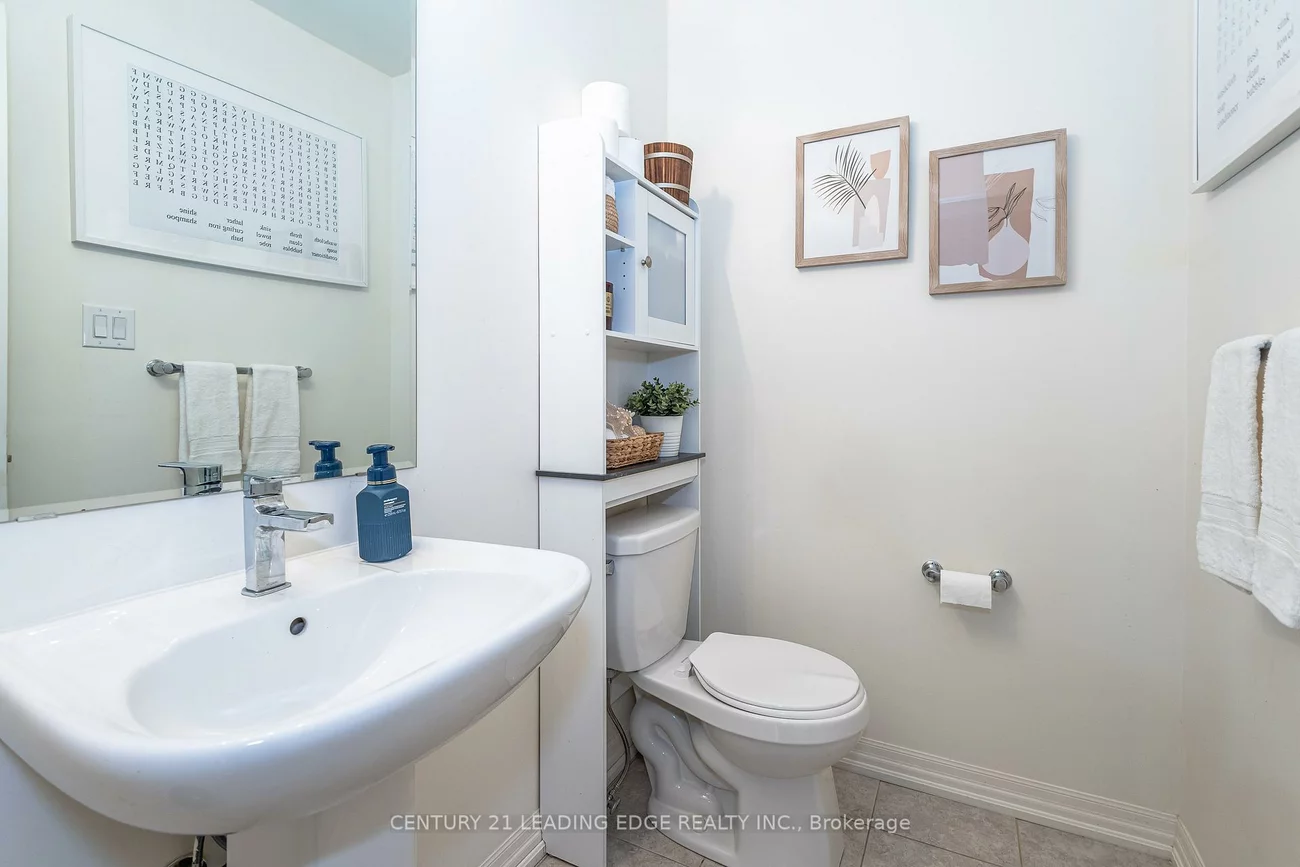 256, Vivant, Woodland Hill, Newmarket