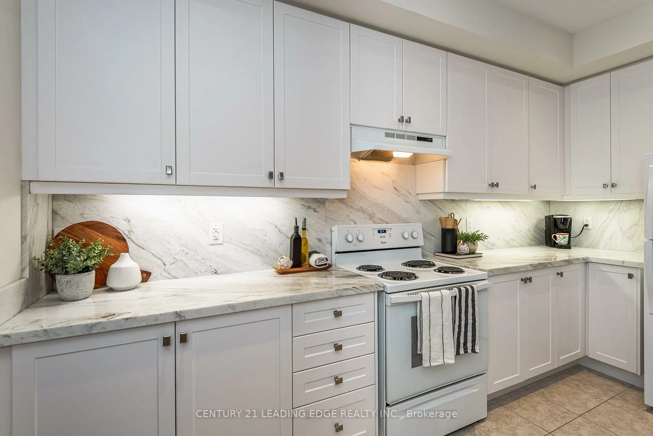 256, Vivant, Woodland Hill, Newmarket