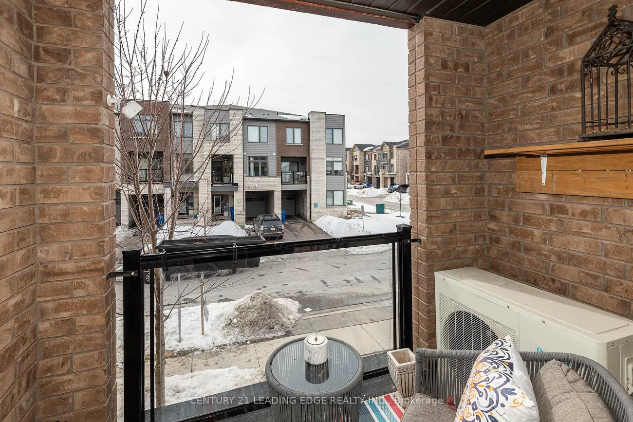 256, Vivant, Woodland Hill, Newmarket