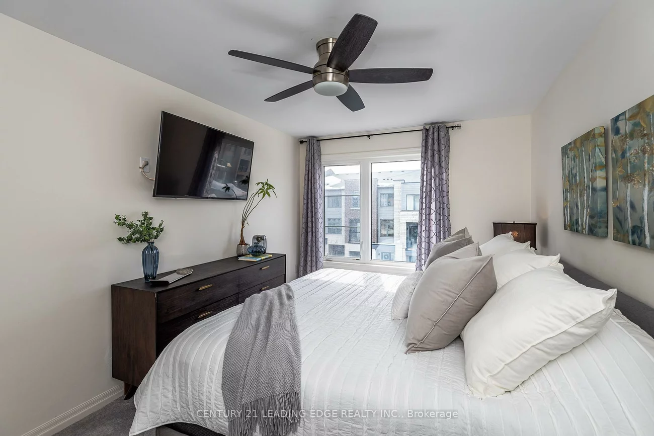 256, Vivant, Woodland Hill, Newmarket