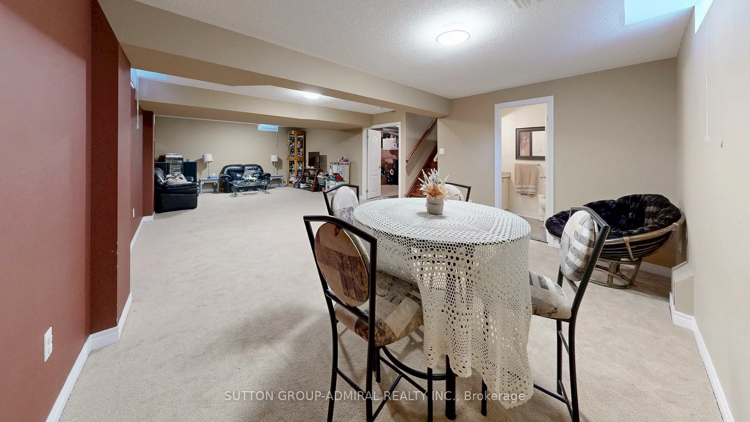 492, Kwapis, Woodland Hill, Newmarket