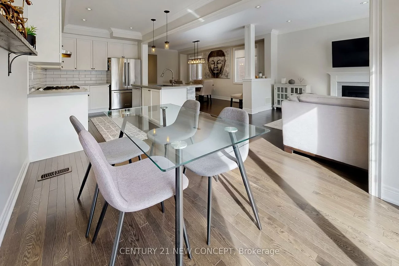 622, Sweetwater, Glenway Estates, Newmarket