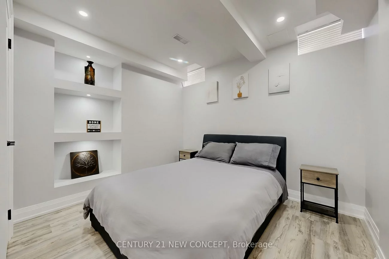 622, Sweetwater, Glenway Estates, Newmarket