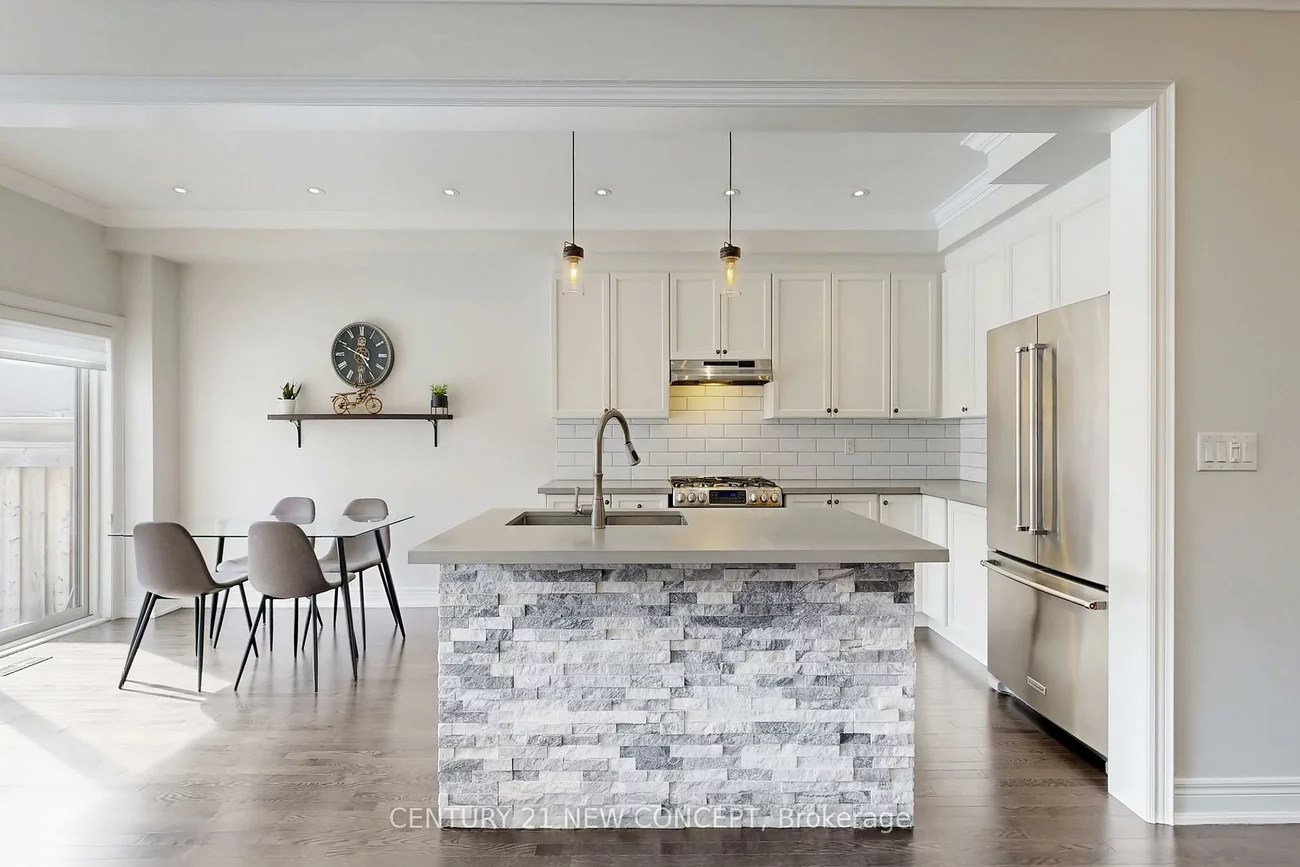 622, Sweetwater, Glenway Estates, Newmarket