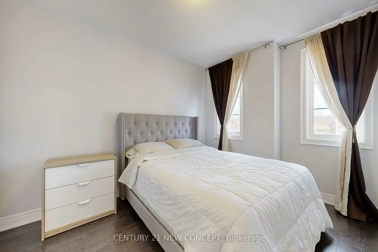 622, Sweetwater, Glenway Estates, Newmarket