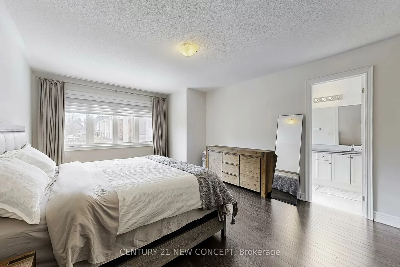 622, Sweetwater, Glenway Estates, Newmarket