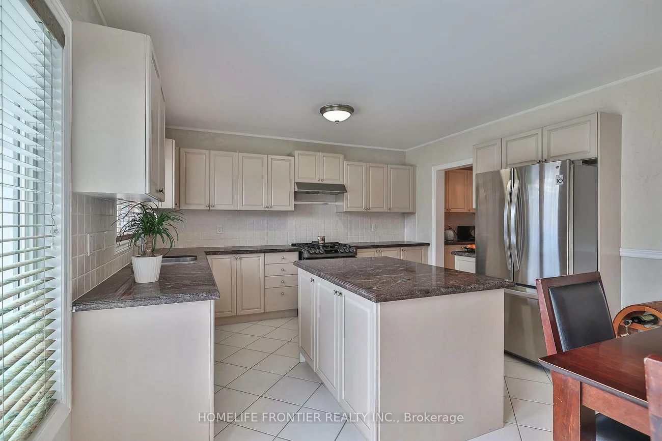 110, Red River, Woodland Hill, Newmarket