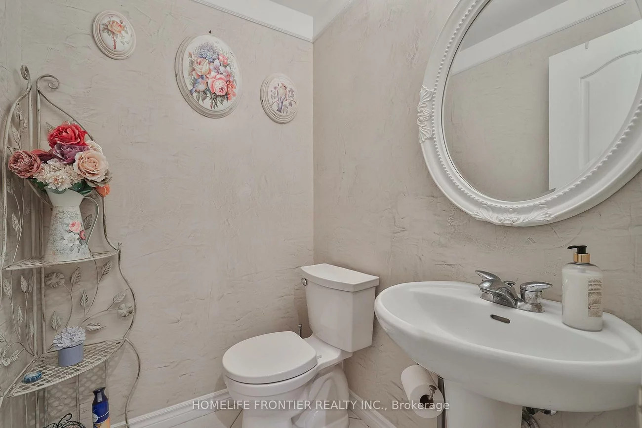 110, Red River, Woodland Hill, Newmarket