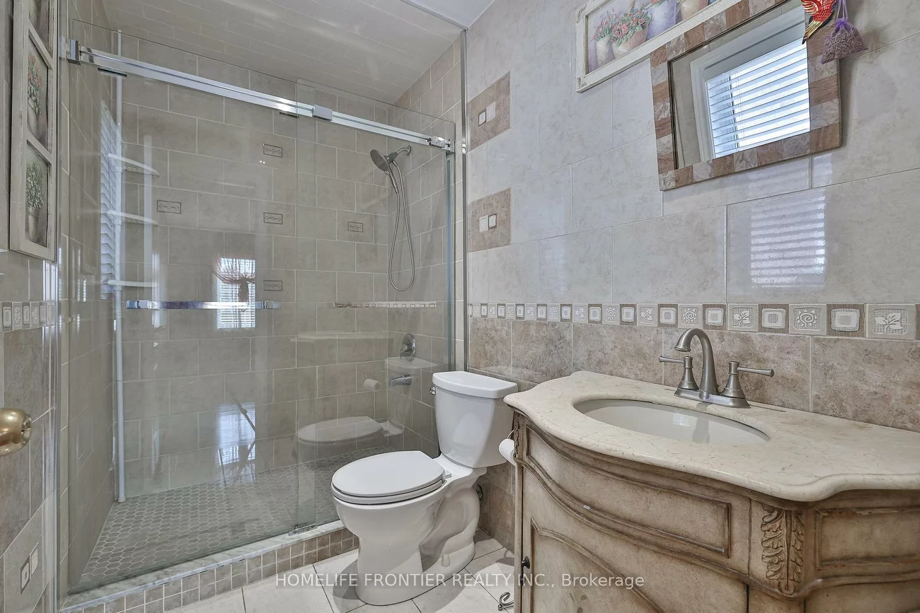 110, Red River, Woodland Hill, Newmarket