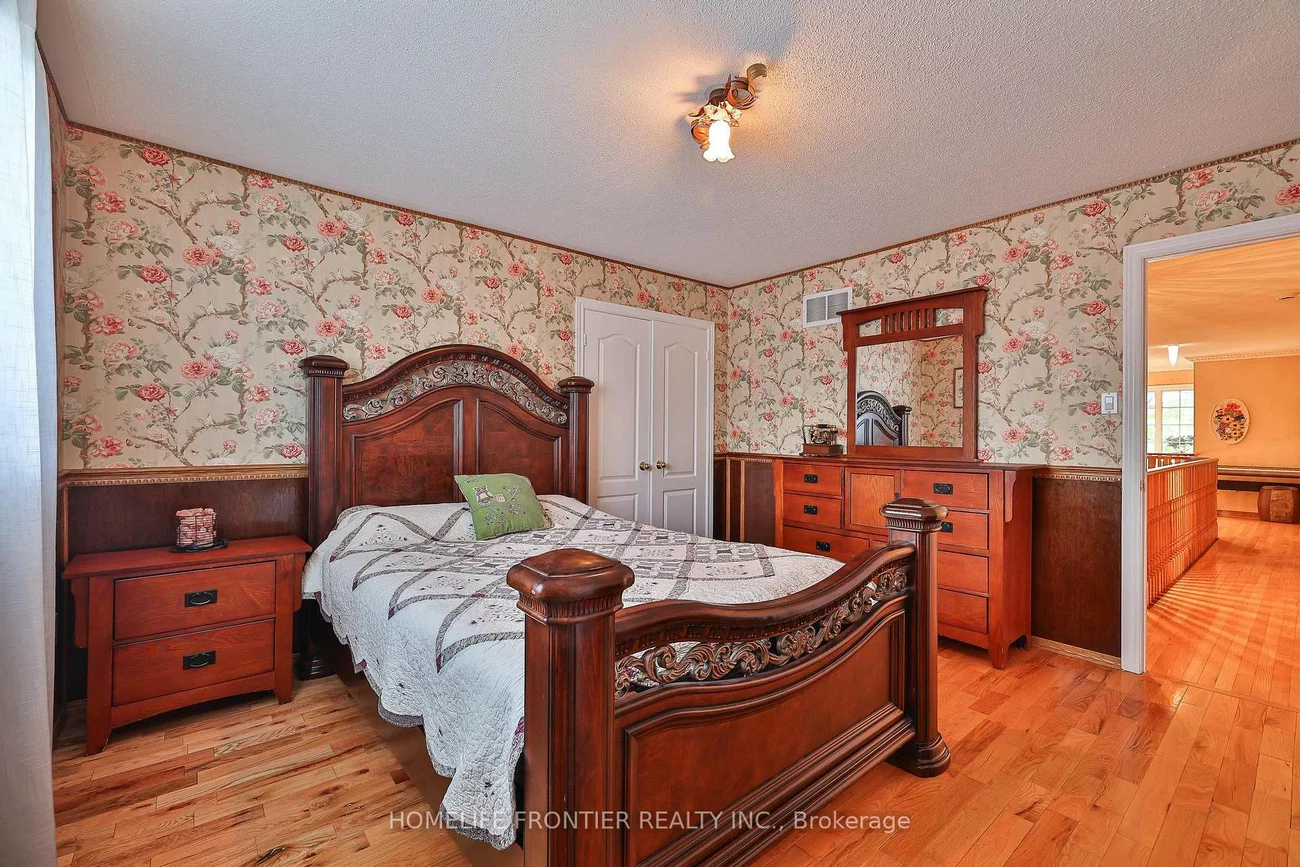 110, Red River, Woodland Hill, Newmarket