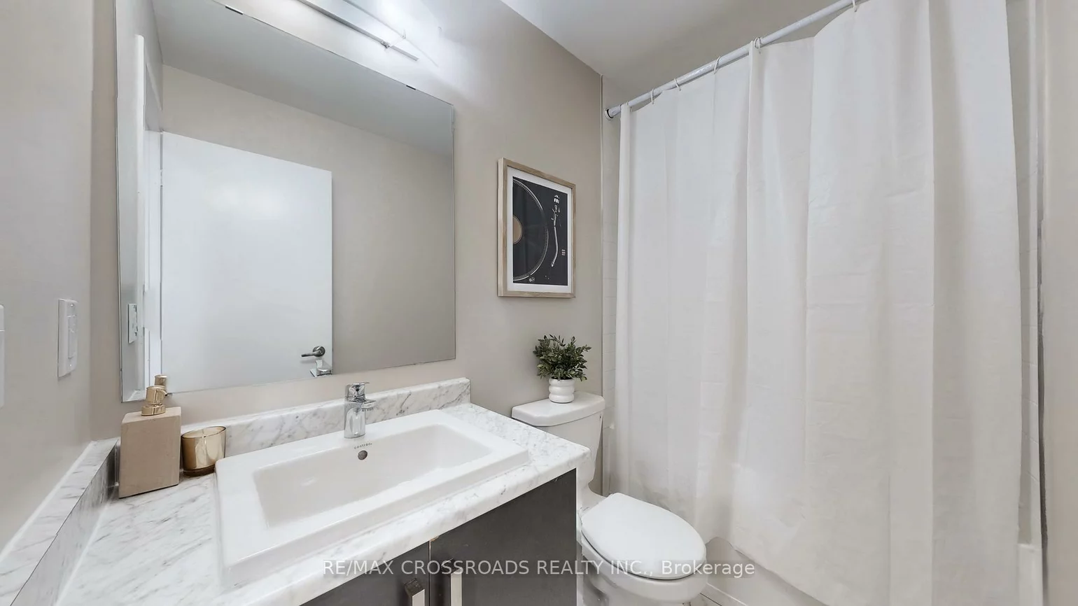 202, Harding Park, Glenway Estates, Newmarket