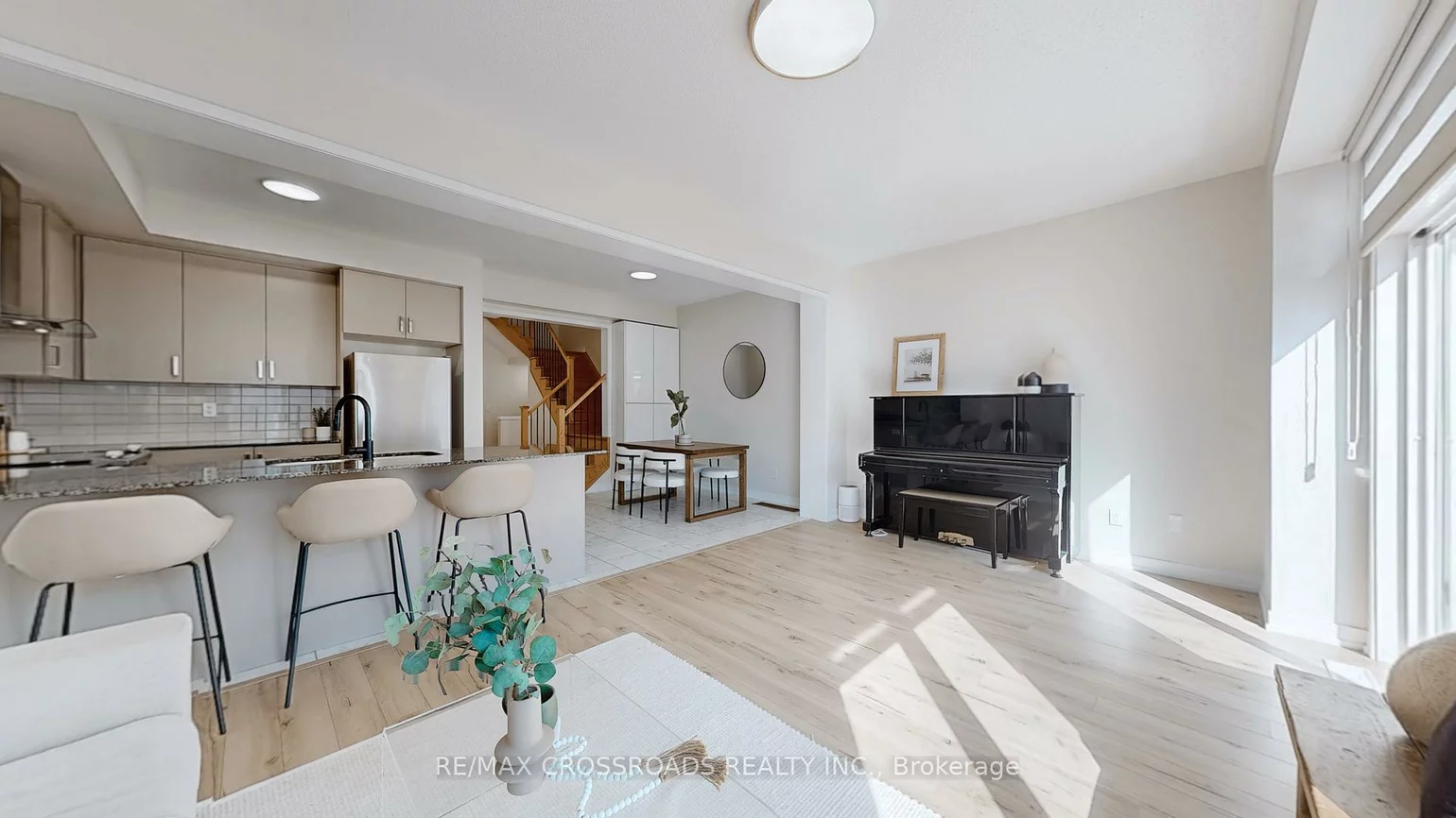 202, Harding Park, Glenway Estates, Newmarket