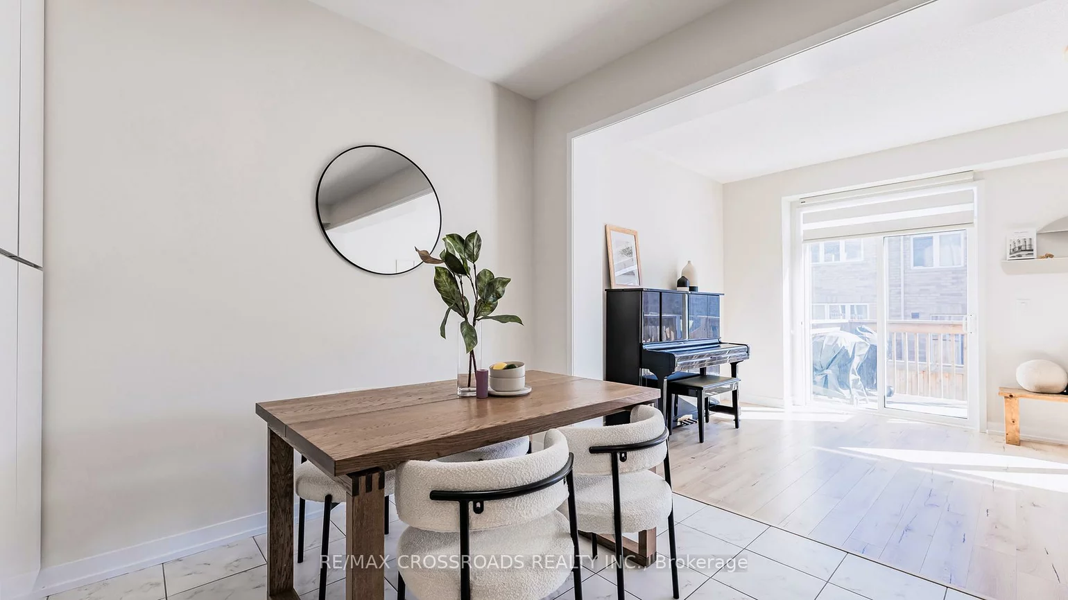 202, Harding Park, Glenway Estates, Newmarket