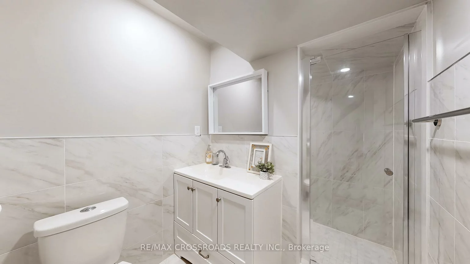 202, Harding Park, Glenway Estates, Newmarket