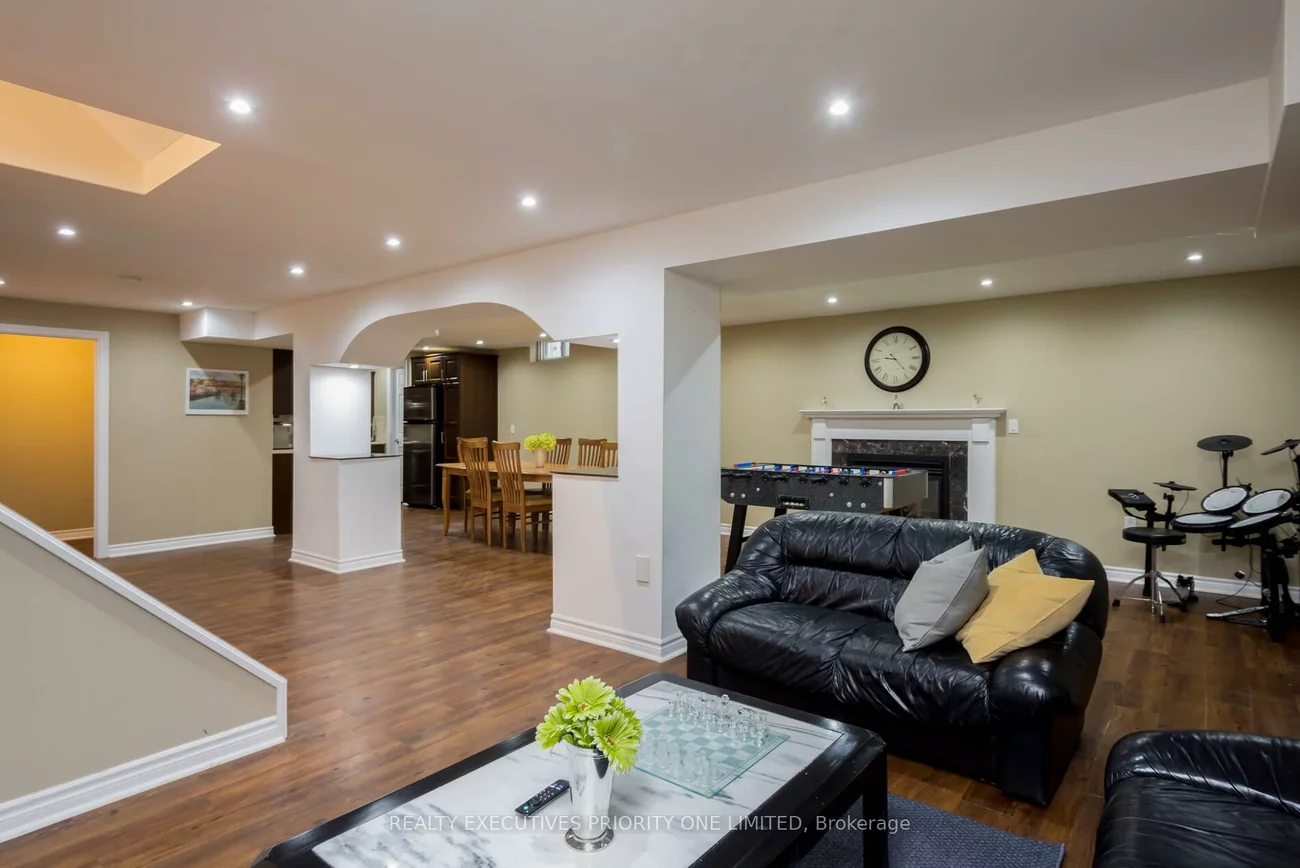 56, Nelson, Armitage, Newmarket