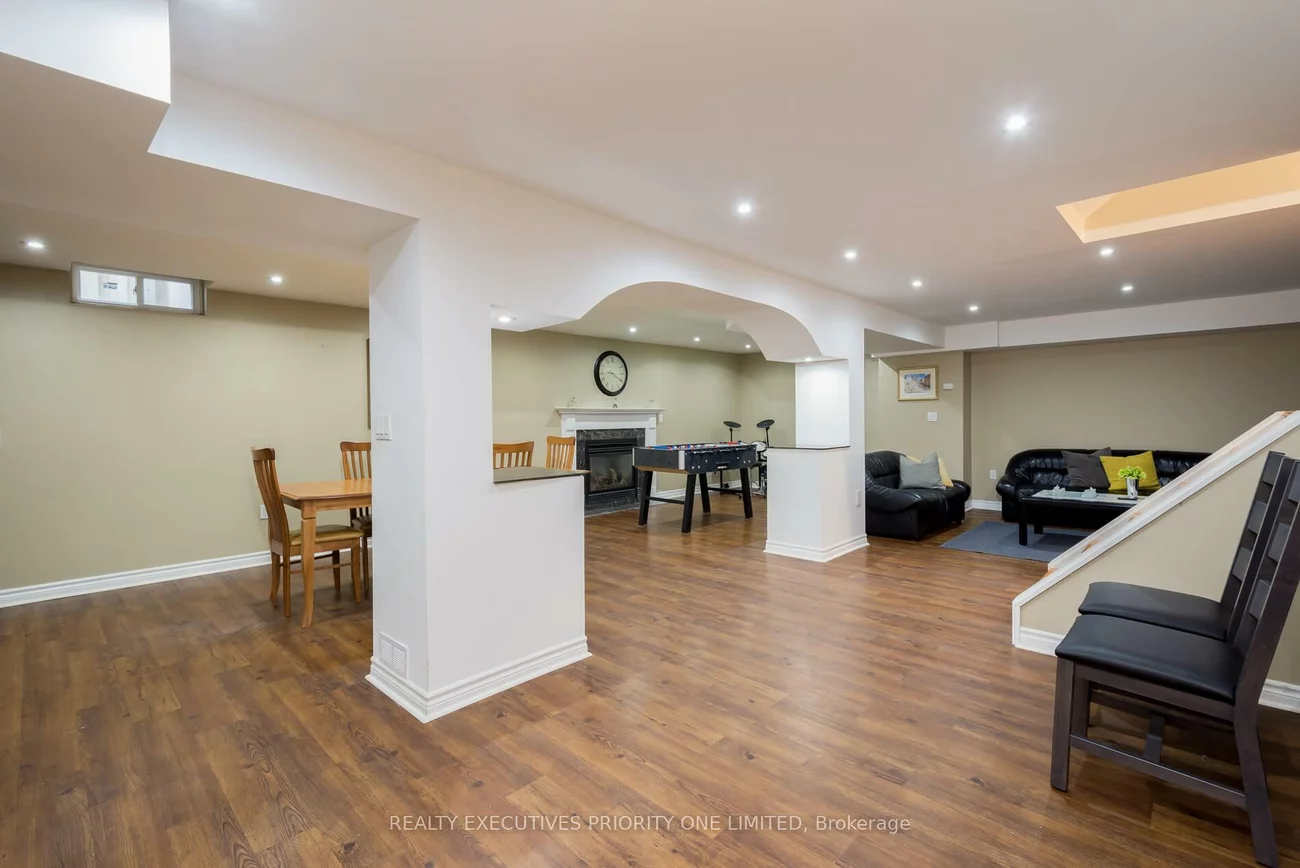 56, Nelson, Armitage, Newmarket