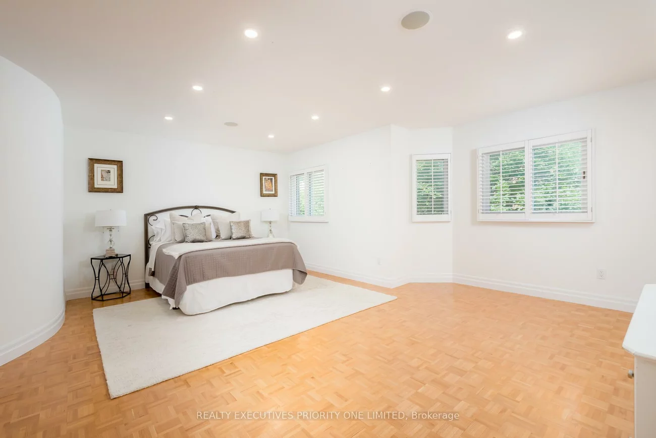 56, Nelson, Armitage, Newmarket