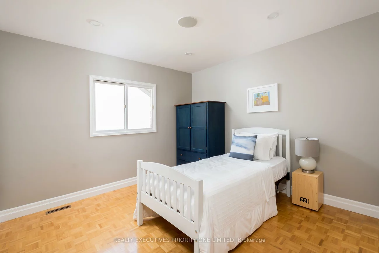 56, Nelson, Armitage, Newmarket