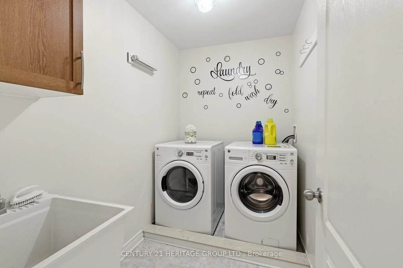 63, Four Seasons, Woodland Hill, Newmarket