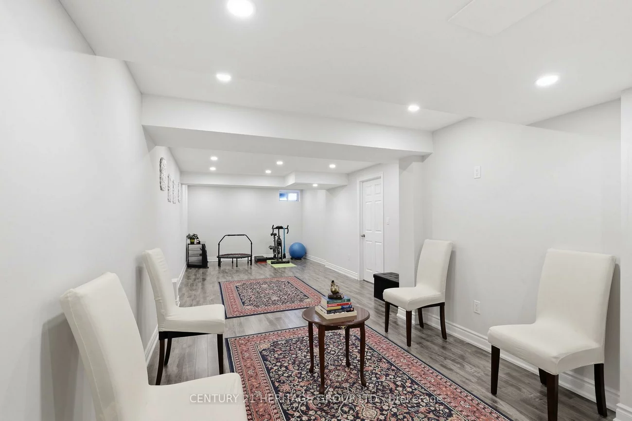 63, Four Seasons, Woodland Hill, Newmarket