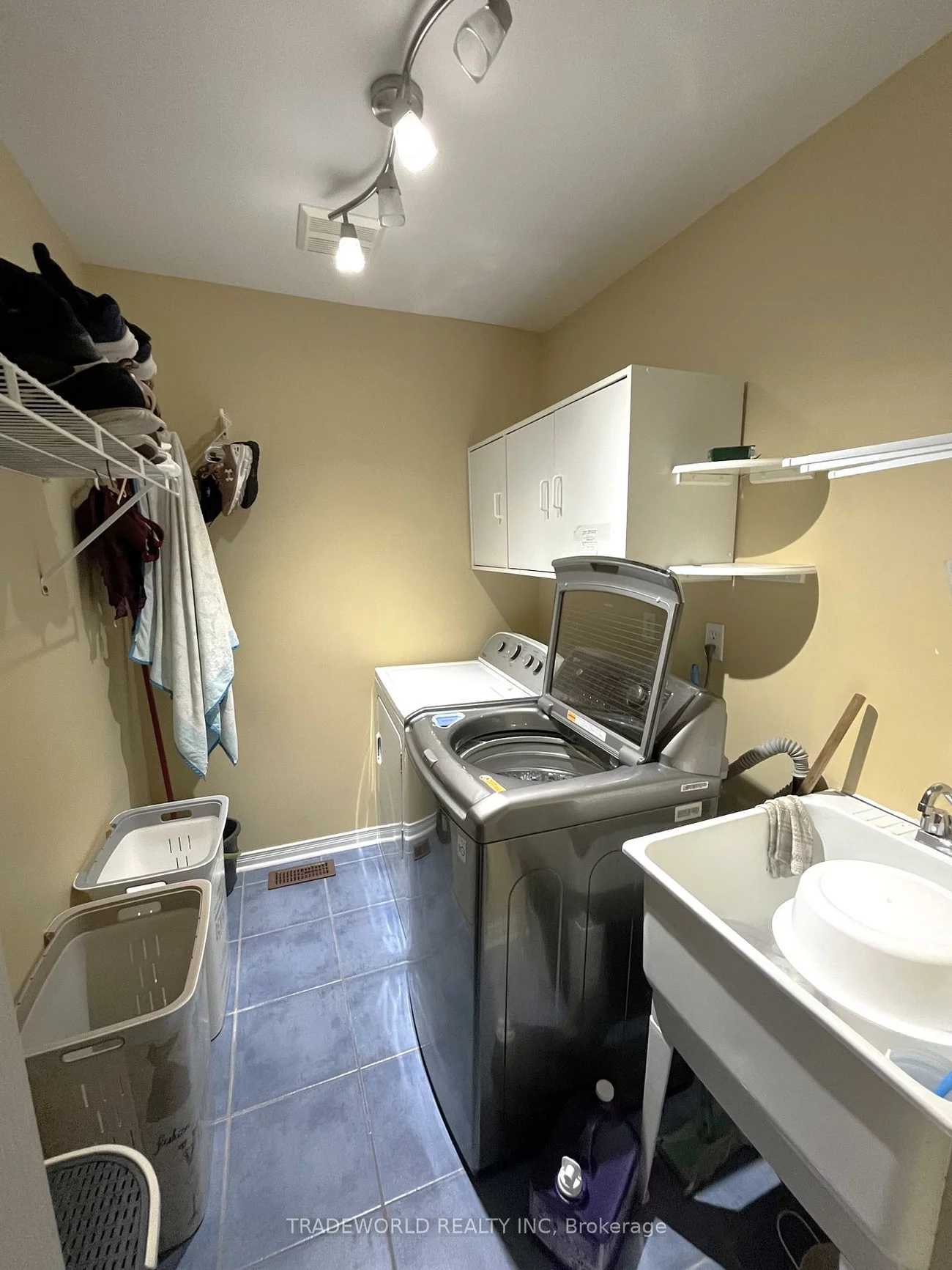 267, Flagstone, Woodland Hill, Newmarket