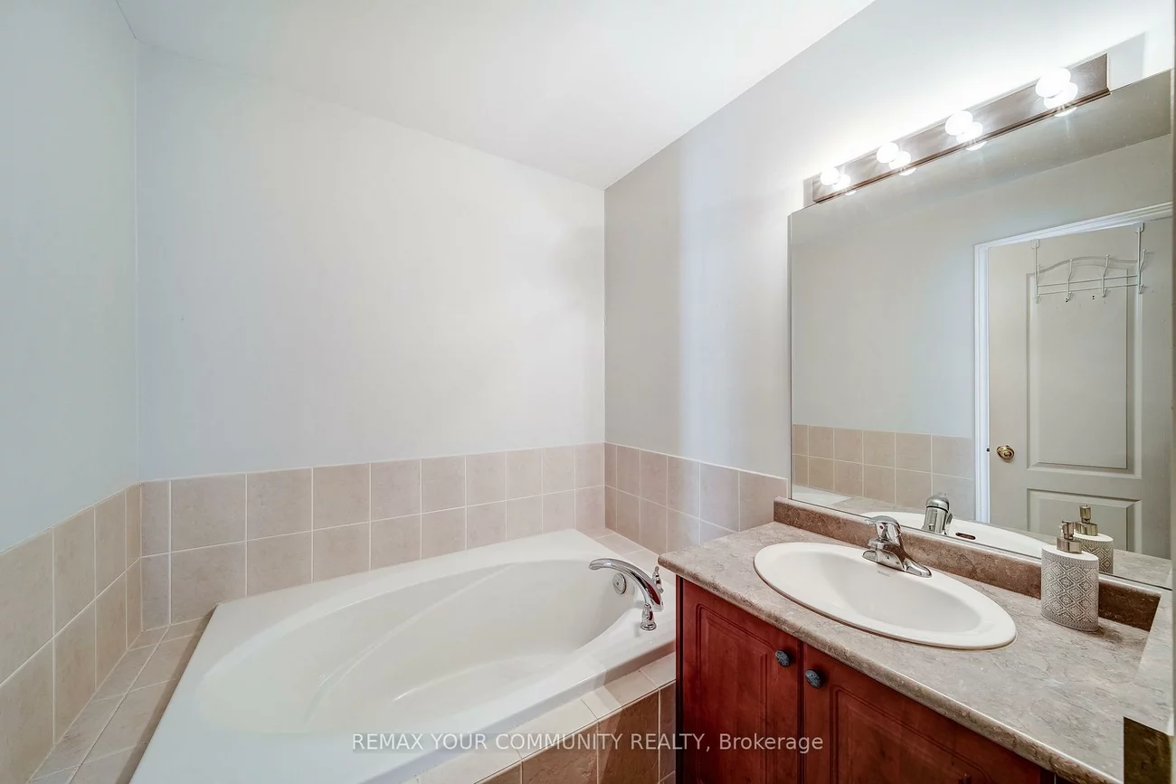 528, Ainsworth, Gorham-College Manor, Newmarket