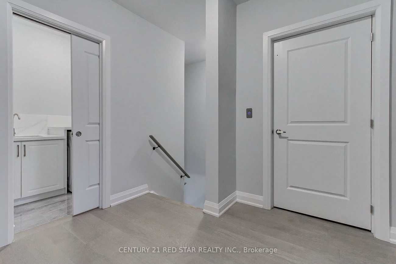 260, Eagle, Central Newmarket, Newmarket